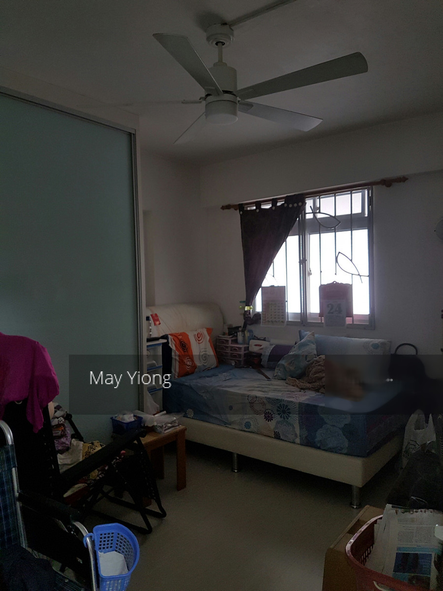 Blk 244 Jurong East Street 24 (Jurong East), HDB 3 Rooms #147489142